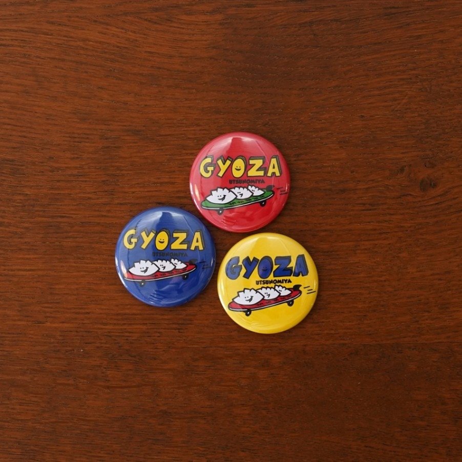 スケボーGYOZA缶バッジ(中)｜すべての商品｜TOCHIGI.MARKET BORN&BRED