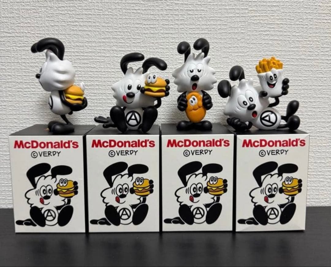 Verdy × McDonalds マクドナルド 4種類セット Verdy x McDonalds マクドナルド 4種類セット - メルカリ