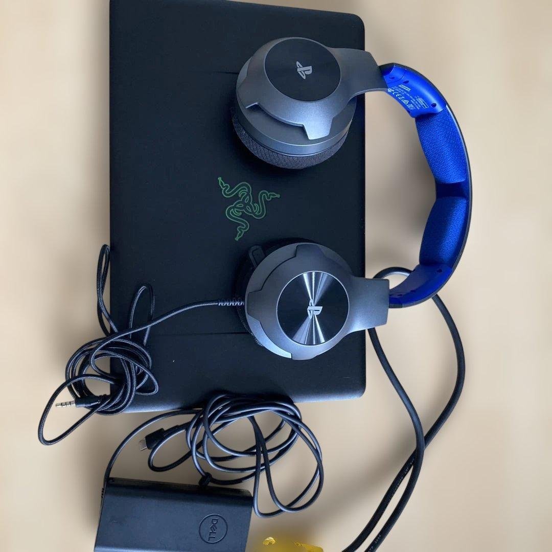 Razer ノートパソコン Blade Stealth ジャンク Amazon.com: Razer Blade Stealth 13 Ultrabook Gaming Laptop: Intel