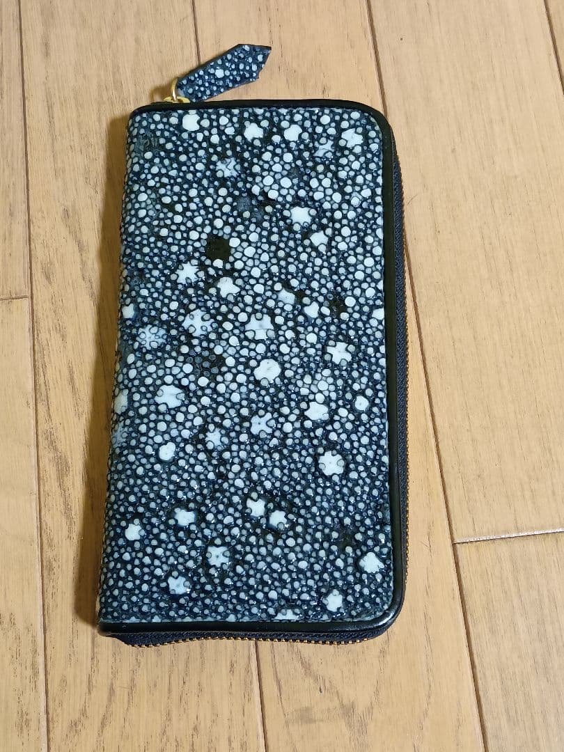 スタースティングレイ長財布 スタースティングレイ 長財布 エイ革 一枚革 ガルーシャ 梅花皮